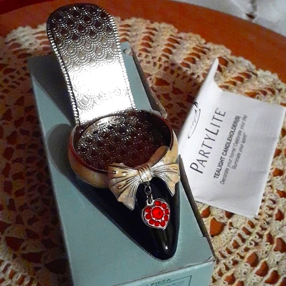 ⚘*RARE & NWT* PARTYLITE AUDREY SHOE TEALIGHT HOLDER ~ENAMEL~CRYSTAL HEART~P8816
